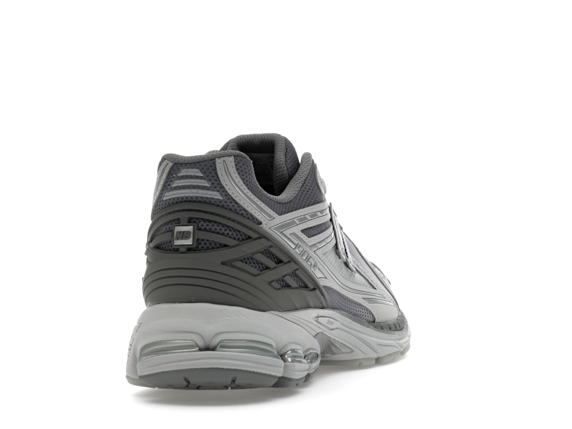 Vue 30 de New Balance 1906R Lunar New Year Raincloud