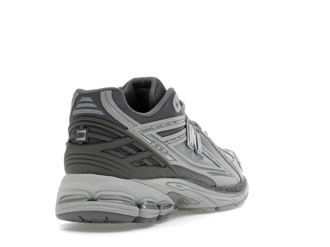 Vue 31 de New Balance 1906R Lunar New Year Raincloud