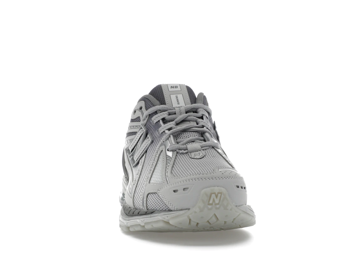 Vue 9 de New Balance 1906R Lunar New Year Raincloud