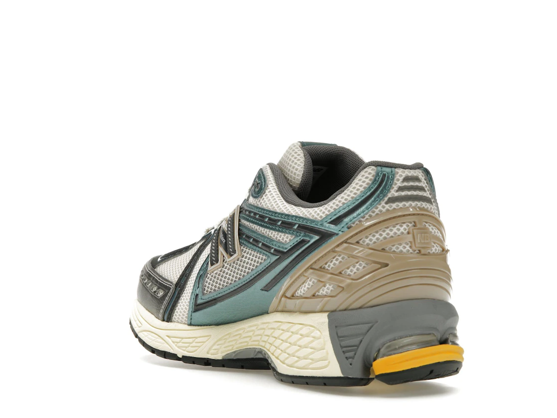Vue 25 de New Balance 1906R Metallic Teal New Spruce