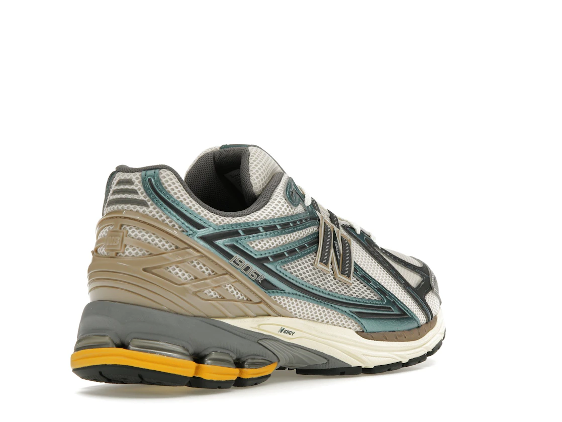 Vue 32 de New Balance 1906R Metallic Teal New Spruce