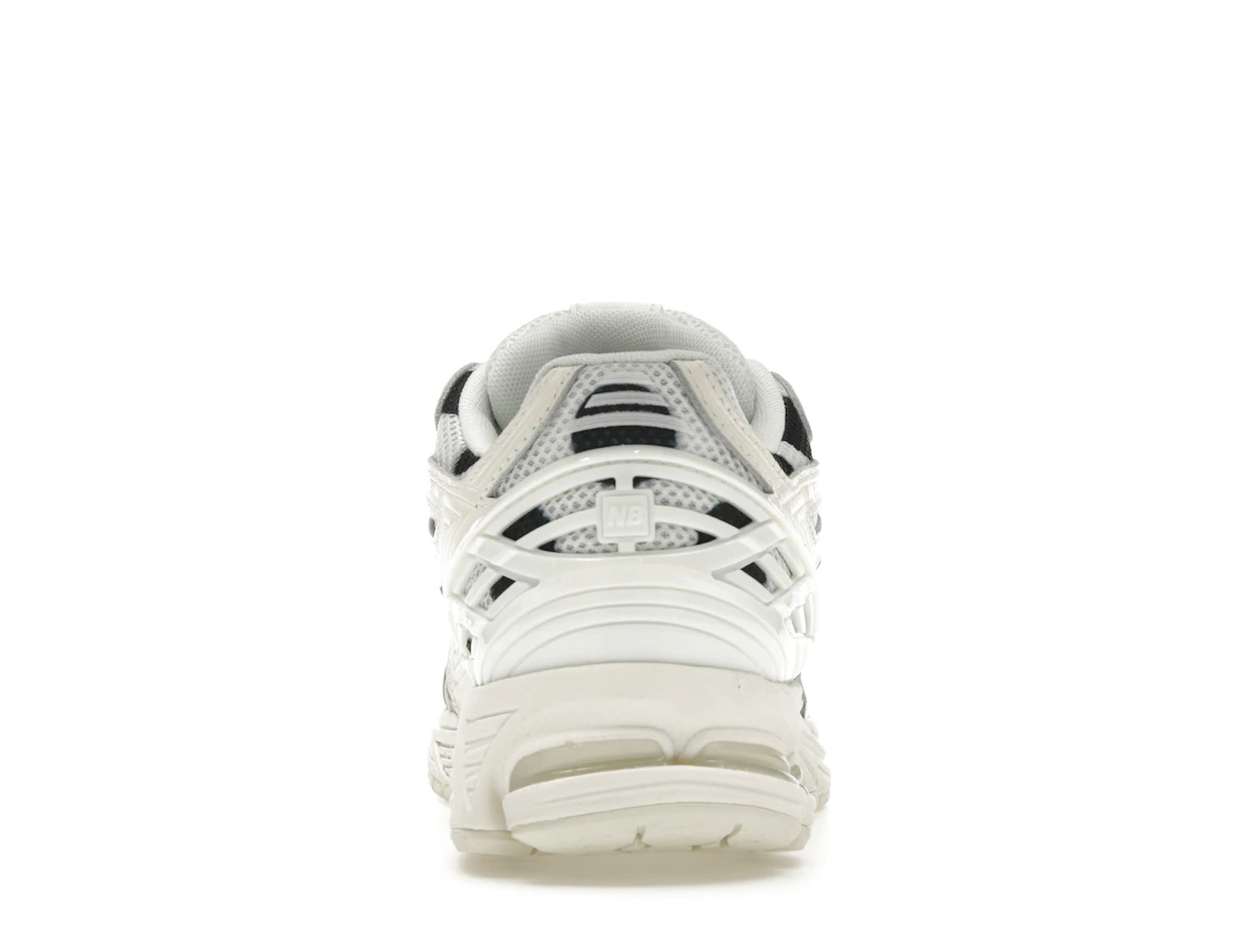 Vue 28 de New Balance 1906R Polka Dot Sea Salt