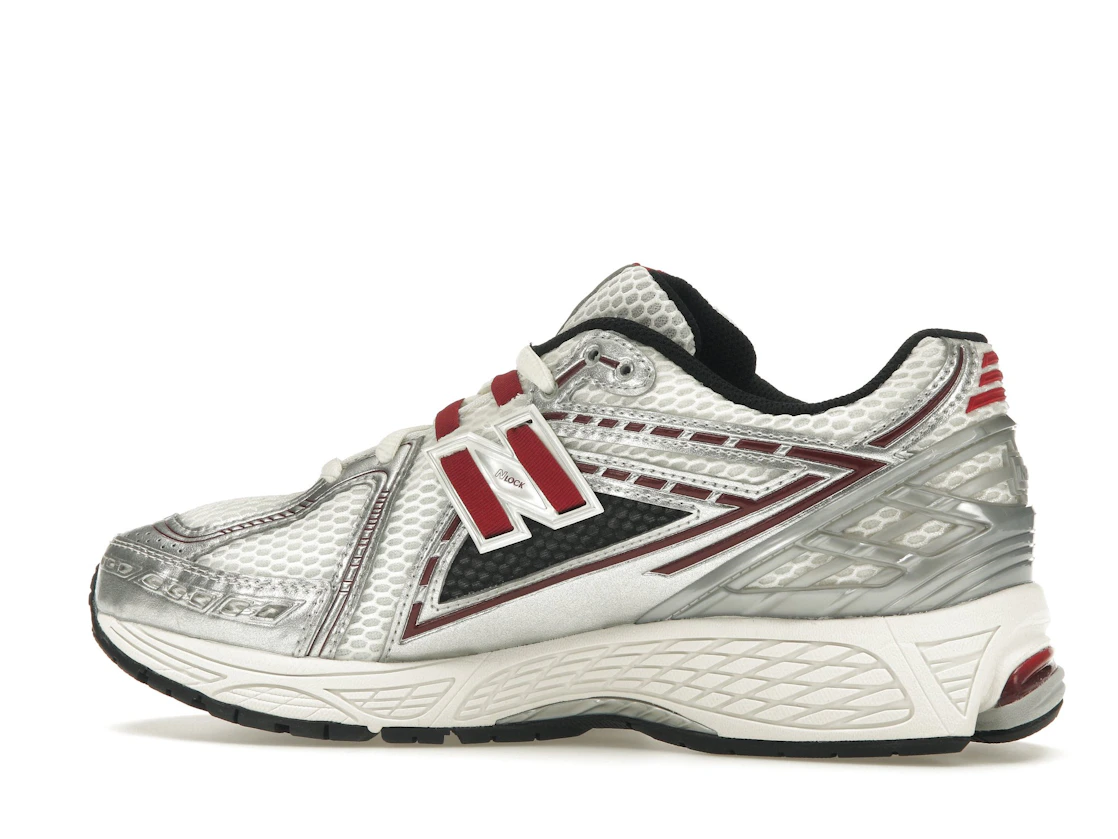 Vue 21 de New Balance 1906R Silver Classic Crimson
