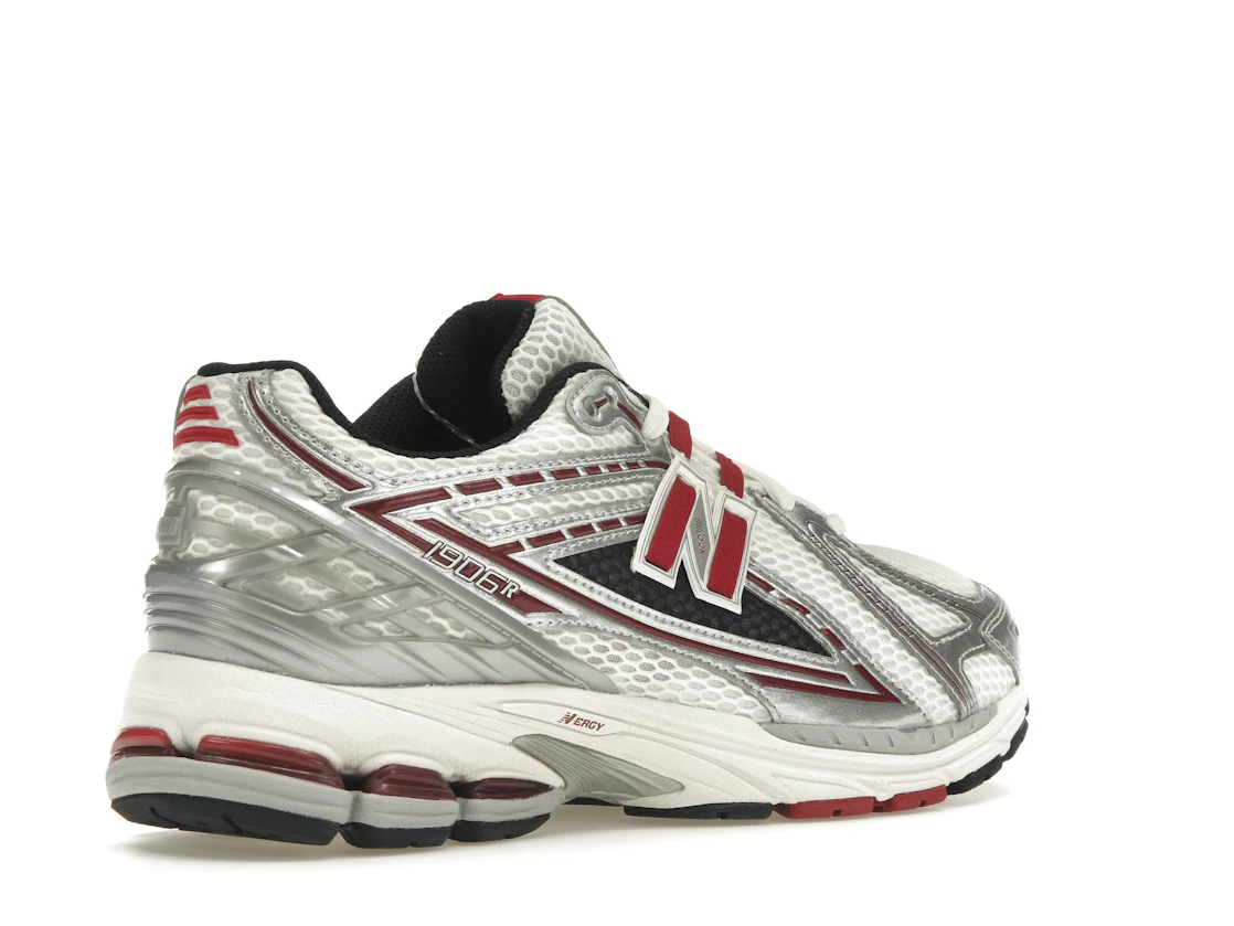 Vue 33 de New Balance 1906R Silver Classic Crimson