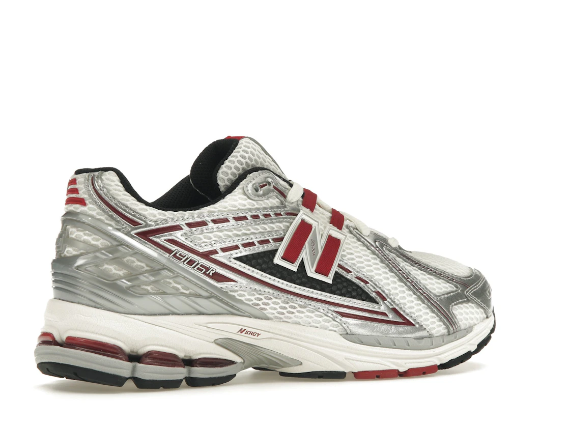 Vue 34 de New Balance 1906R Silver Classic Crimson
