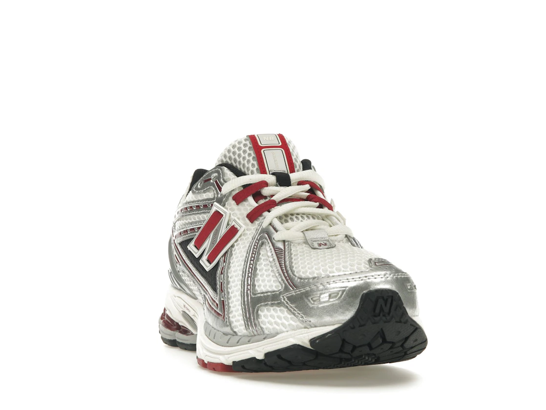 Vue 8 de New Balance 1906R Silver Classic Crimson