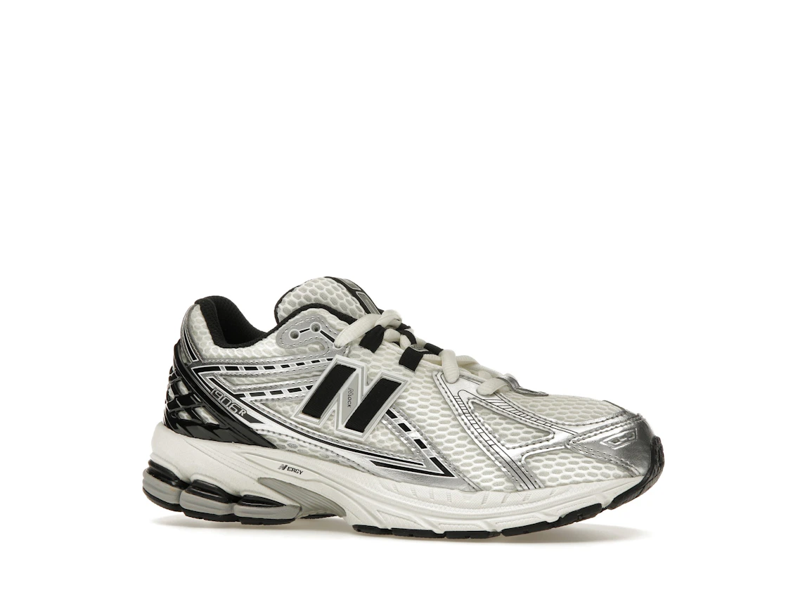 Vue 3 de New Balance 1906R Silver Metallic Black (GS)