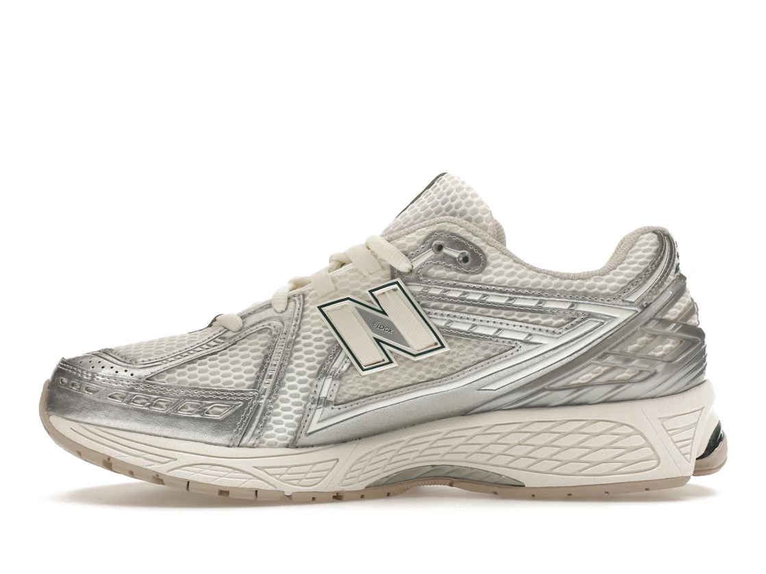 Vue 19 de New Balance 1906R Silver Metallic Sea Salt