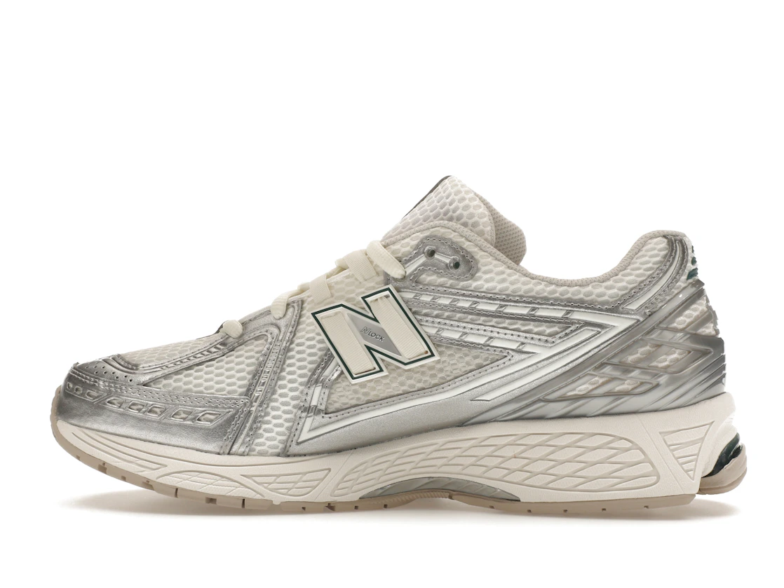 Vue 20 de New Balance 1906R Silver Metallic Sea Salt
