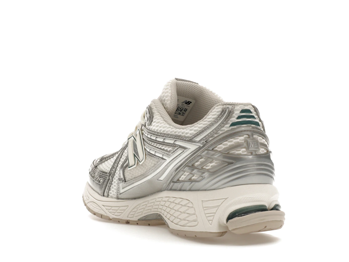 Vue 25 de New Balance 1906R Silver Metallic Sea Salt
