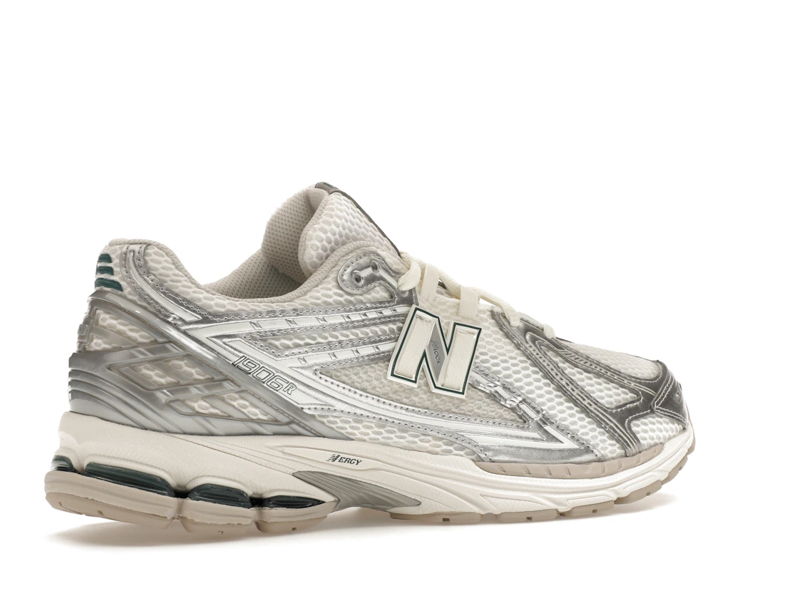 Vue 34 de New Balance 1906R Silver Metallic Sea Salt