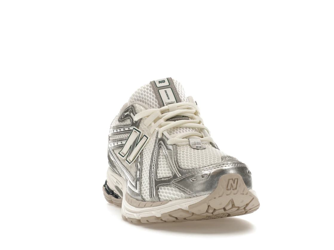 Vue 8 de New Balance 1906R Silver Metallic Sea Salt