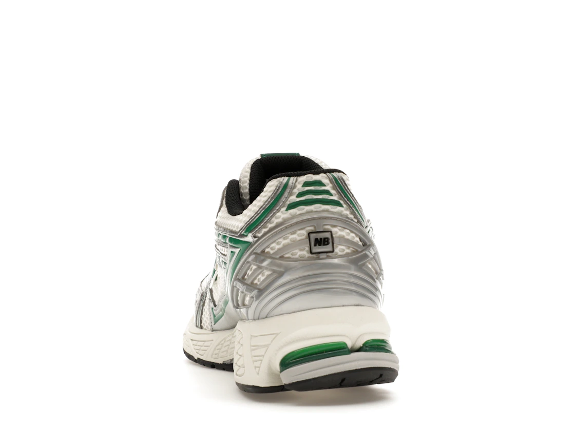 Vue 27 de New Balance 1906R Spruce Pack