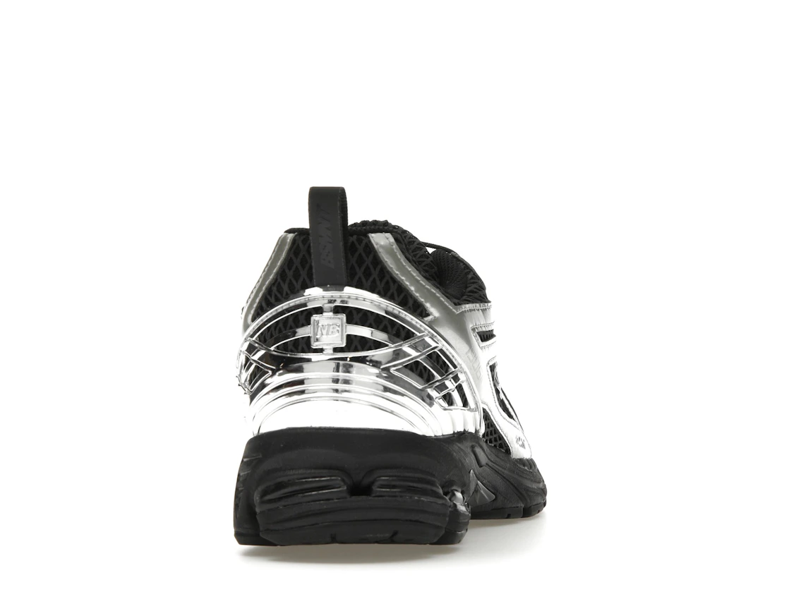 Vue 29 de New Balance 1906R The Basement Night Chrome