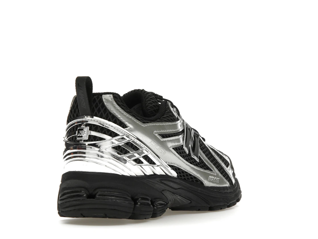 Vue 31 de New Balance 1906R The Basement Night Chrome