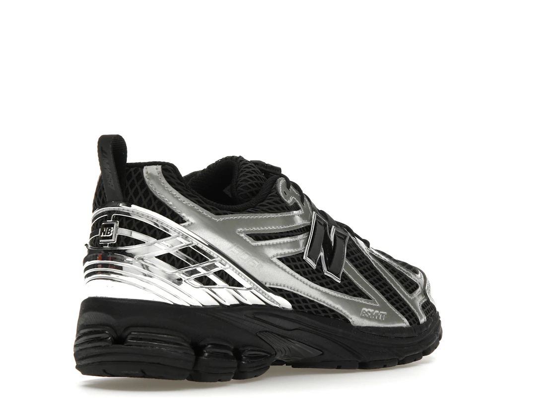 Vue 32 de New Balance 1906R The Basement Night Chrome