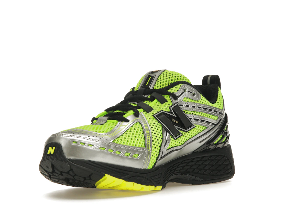 Vue 14 de New Balance 1906R Volt Black