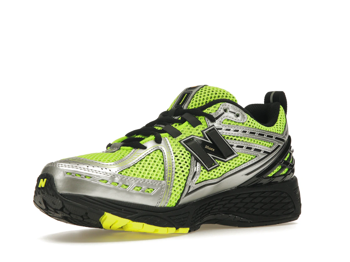 Vue 15 de New Balance 1906R Volt Black