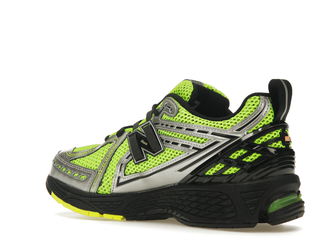 Vue 23 de New Balance 1906R Volt Black