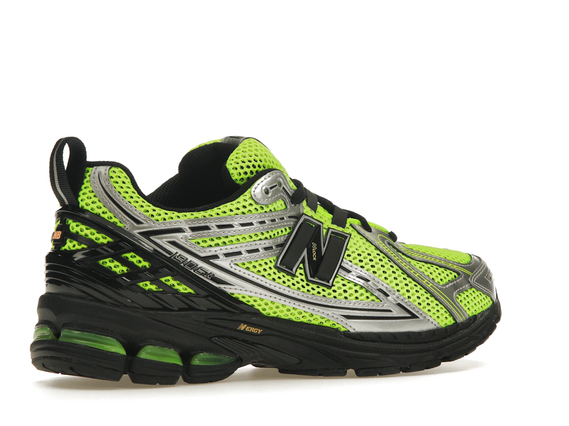 Vue 34 de New Balance 1906R Volt Black