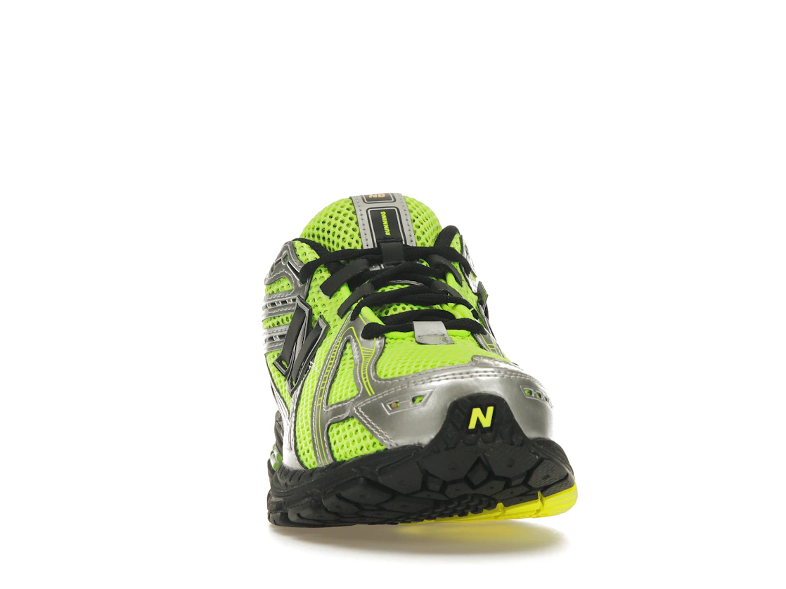 Vue 9 de New Balance 1906R Volt Black