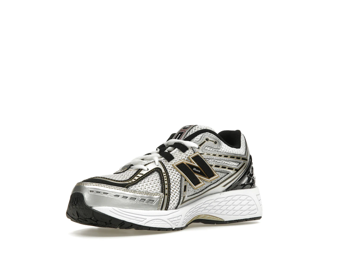 Vue 15 de New Balance 1906R White Metallic Gold (GS)