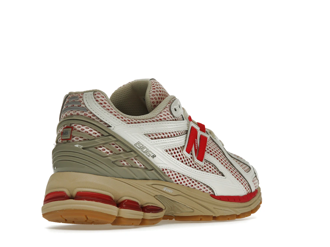 Vue 32 de New Balance 1906R White Red