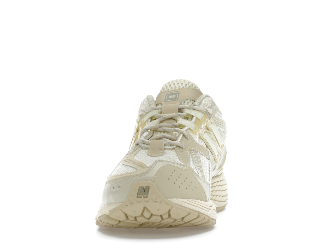 Vue 11 de New Balance 1906U Butter Yellow