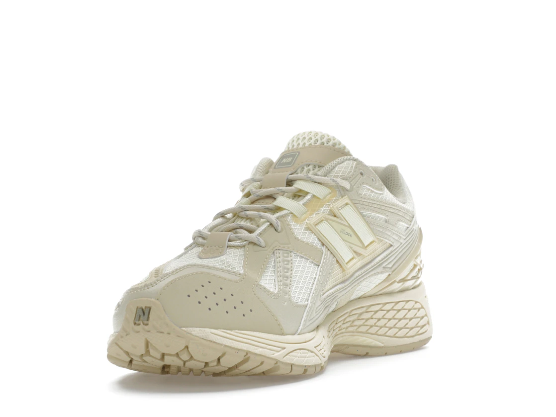 Vue 13 de New Balance 1906U Butter Yellow