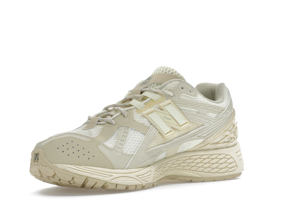 Vue 15 de New Balance 1906U Butter Yellow
