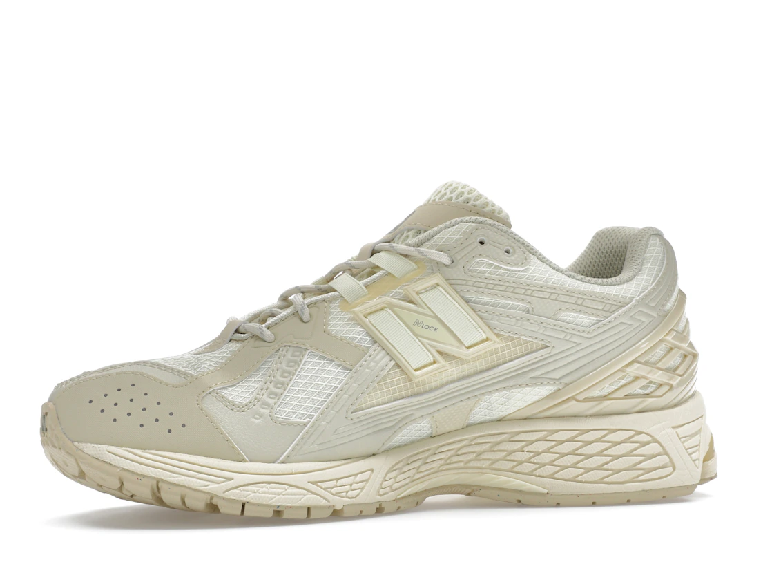 Vue 17 de New Balance 1906U Butter Yellow