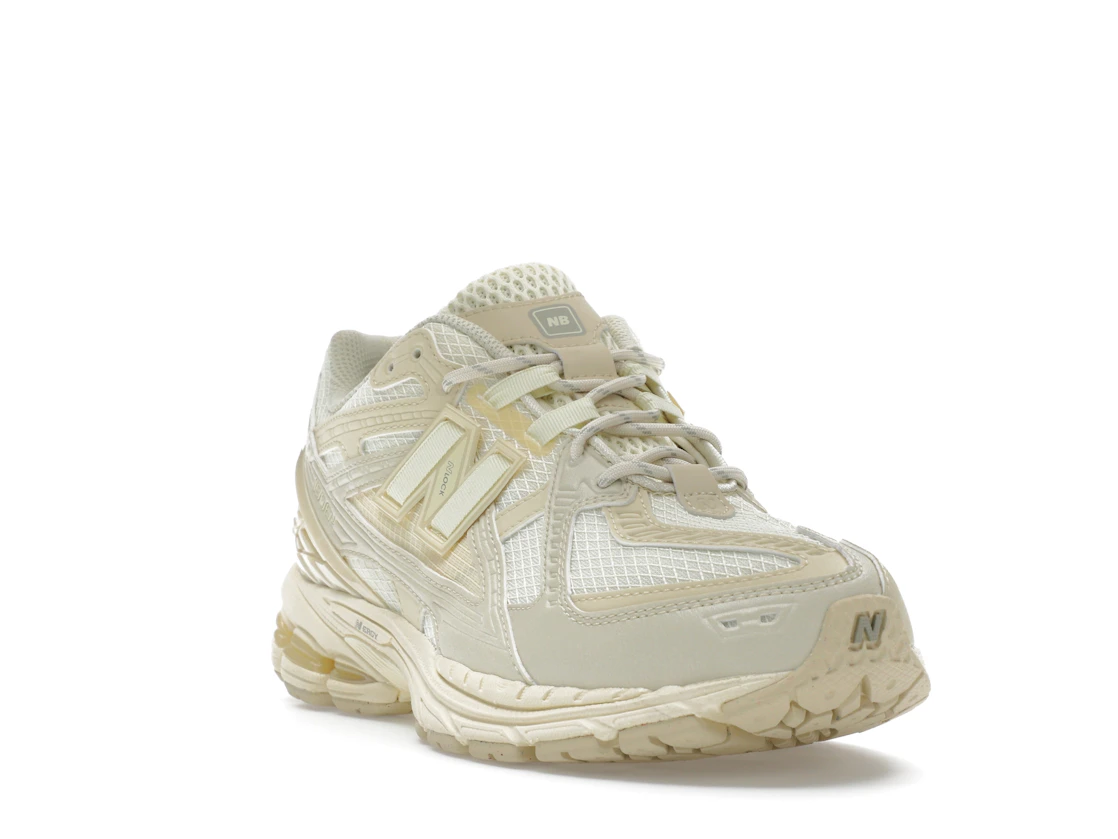 Vue 7 de New Balance 1906U Butter Yellow