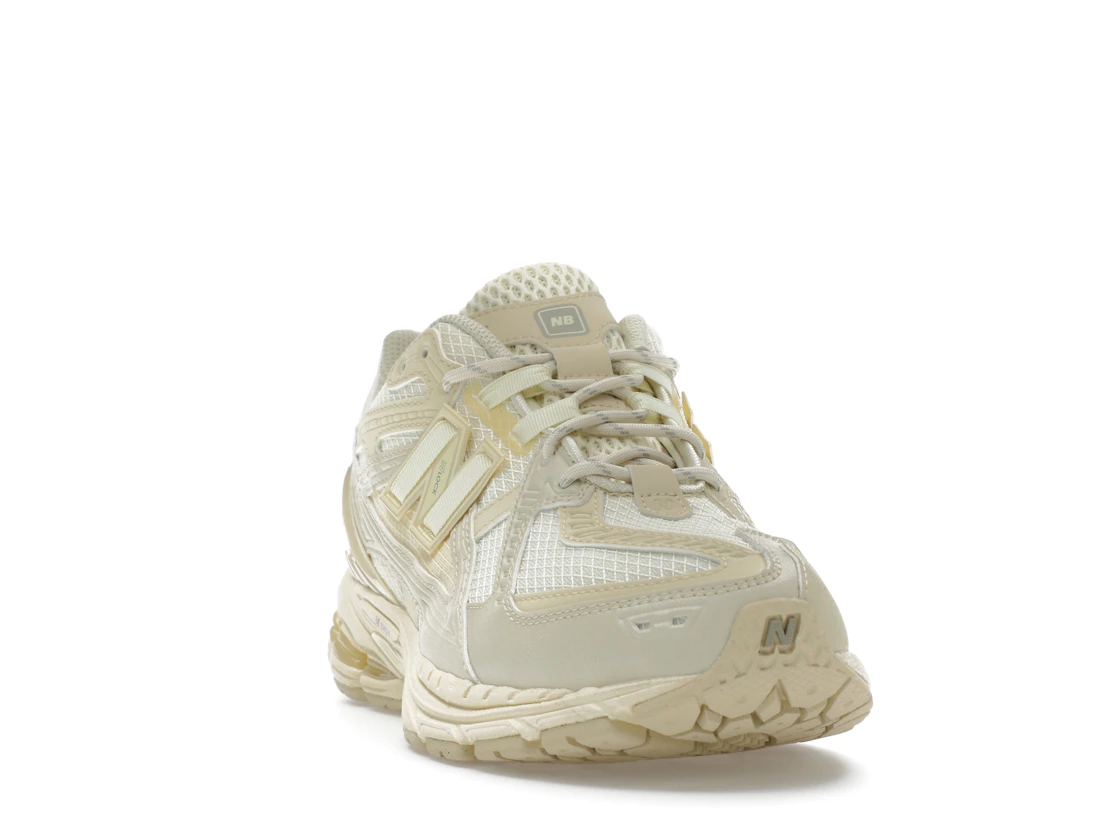 Vue 8 de New Balance 1906U Butter Yellow