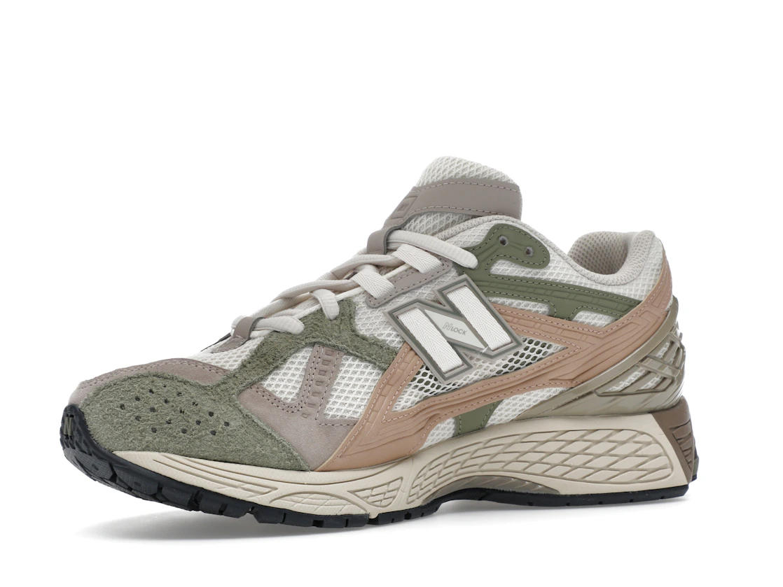 Vue 16 de New Balance 1906U Linen Dark Olivine