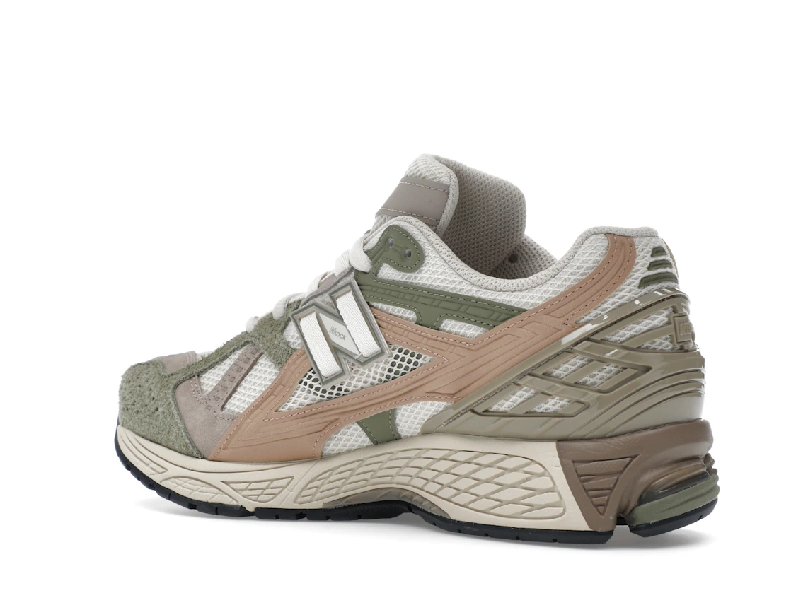 Vue 23 de New Balance 1906U Linen Dark Olivine