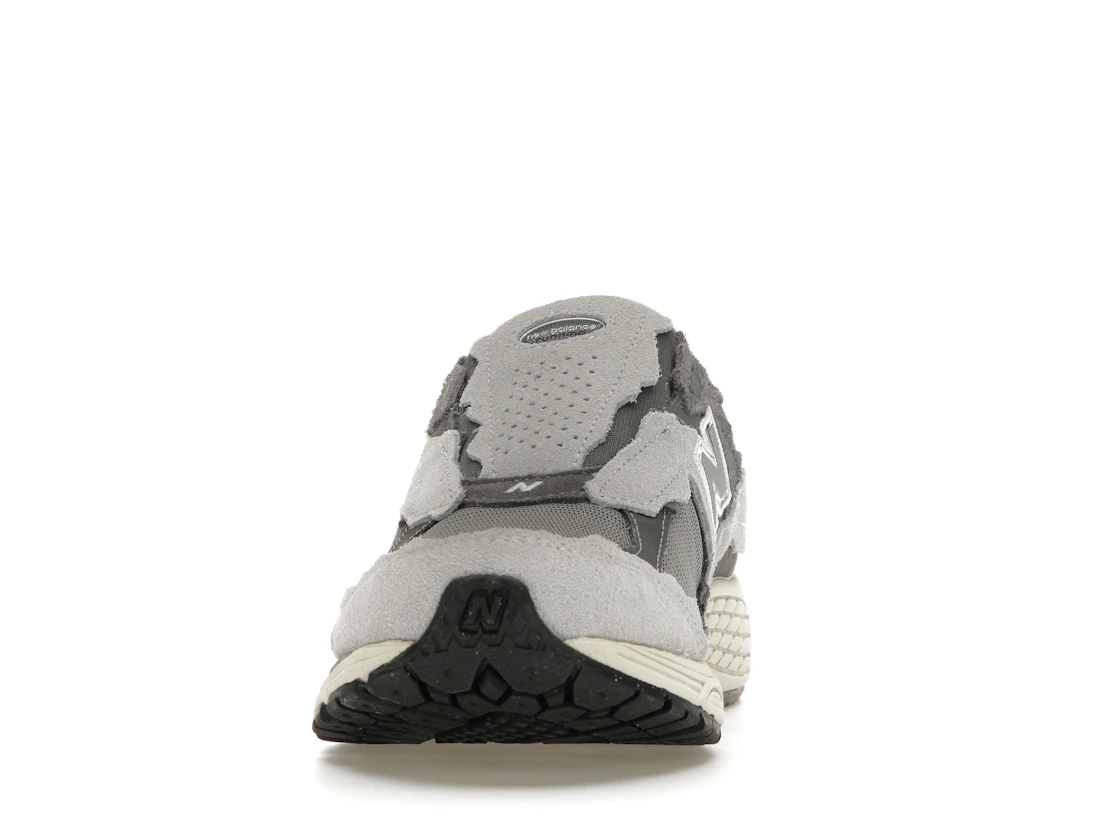 Vue 11 de New Balance 2002R Mule Protection Pack Rain Cloud