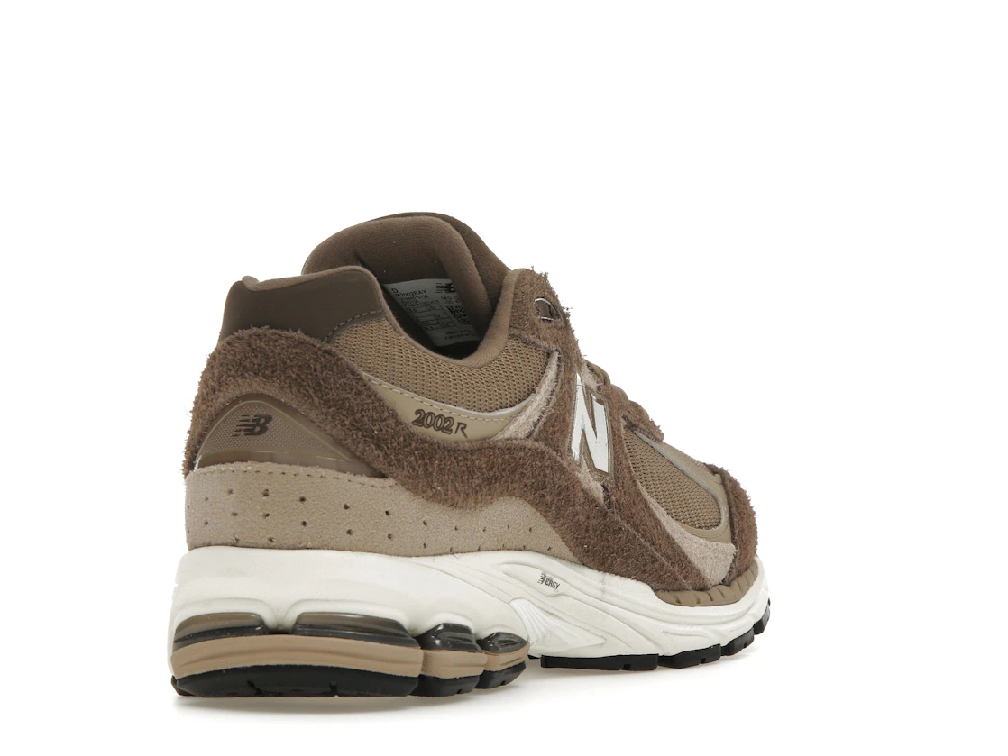 Vue 31 de New Balance 2002R ASOS Exclusive Brown