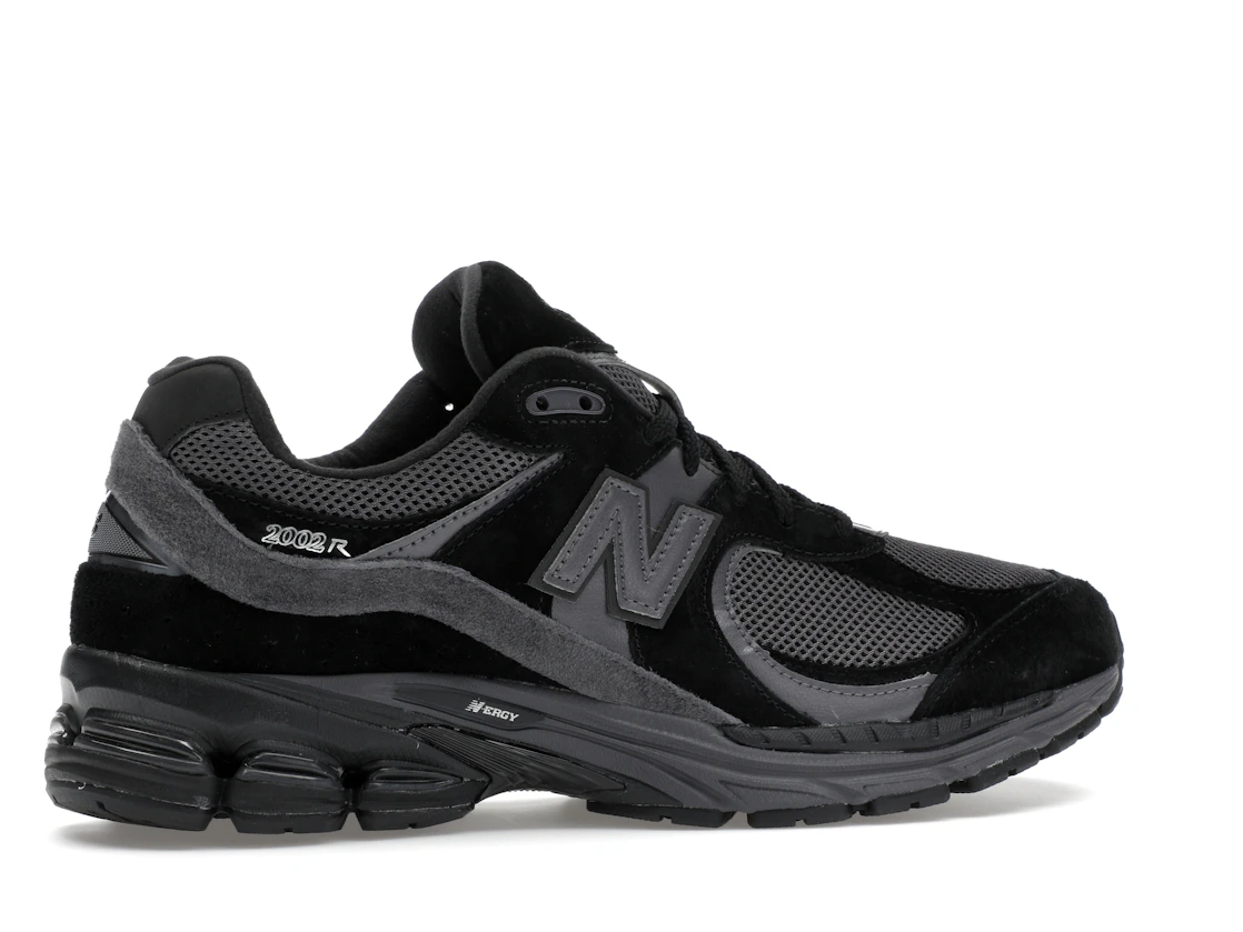 Vue 35 de New Balance 2002R Black Dark Grey