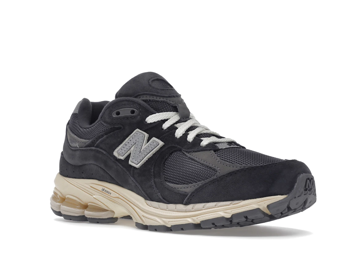 Vue 5 de New Balance 2002R Black Dark Grey