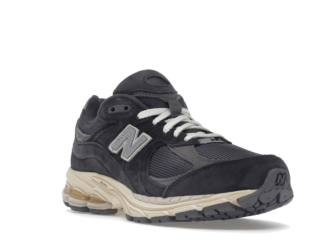 Vue 6 de New Balance 2002R Black Dark Grey