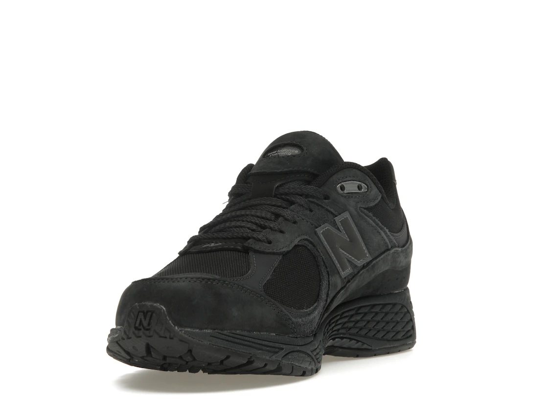Vue 13 de New Balance 2002R Cordura Phantom Black