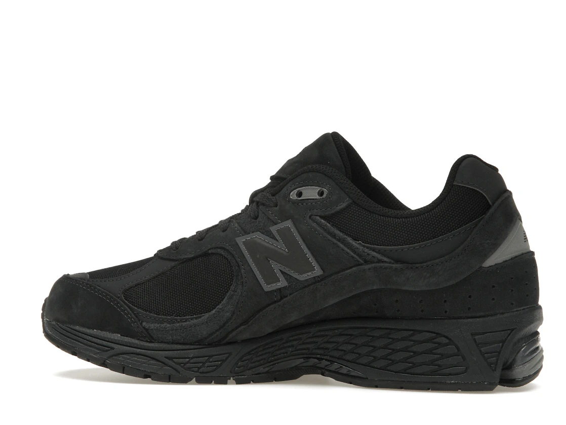 Vue 21 de New Balance 2002R Cordura Phantom Black