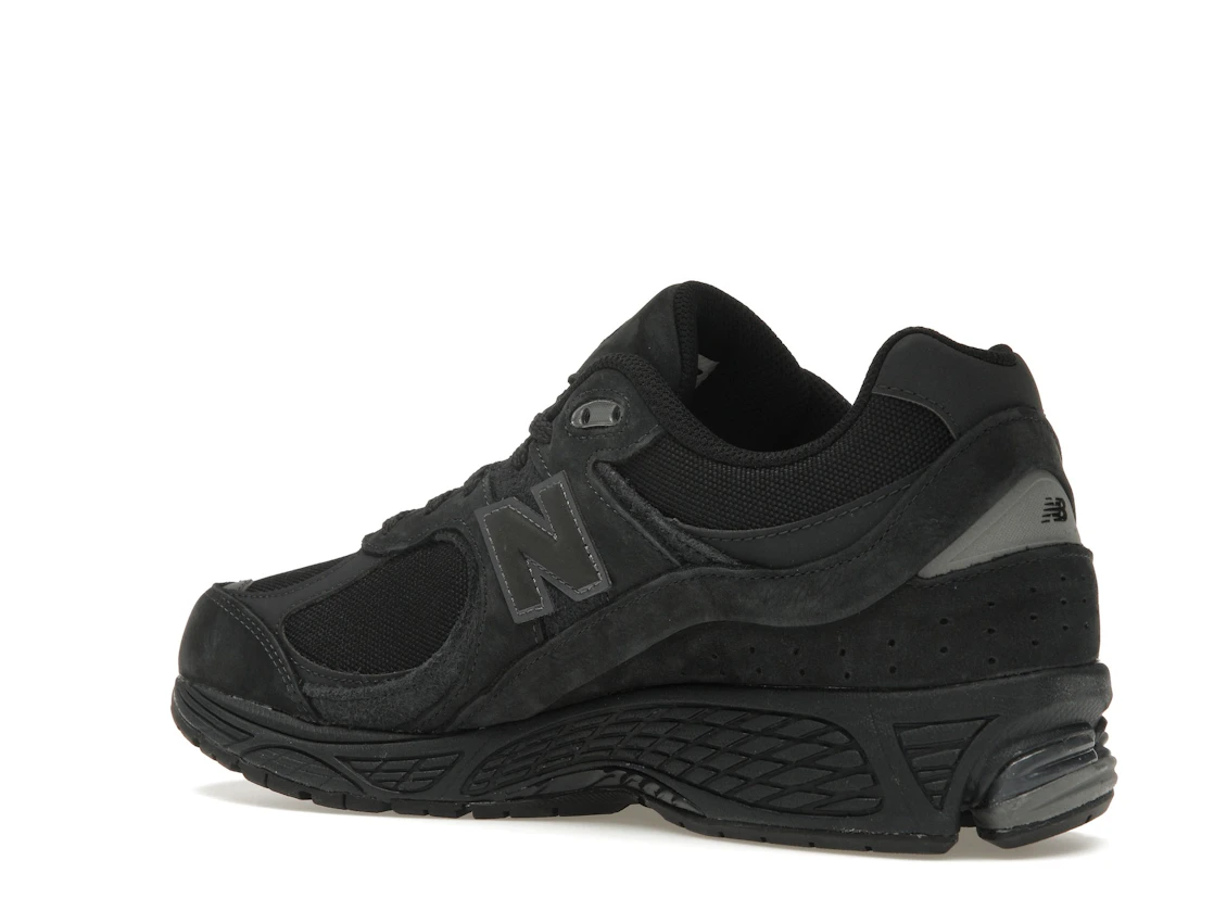 Vue 23 de New Balance 2002R Cordura Phantom Black