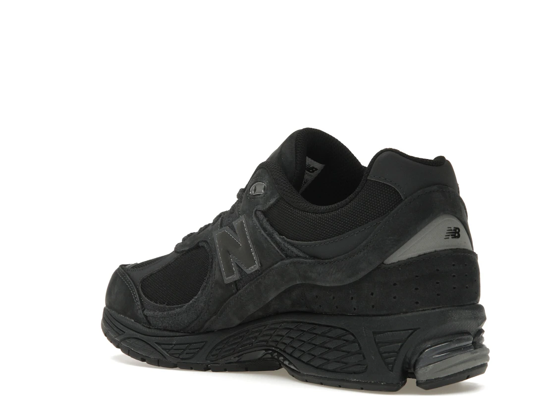 Vue 24 de New Balance 2002R Cordura Phantom Black