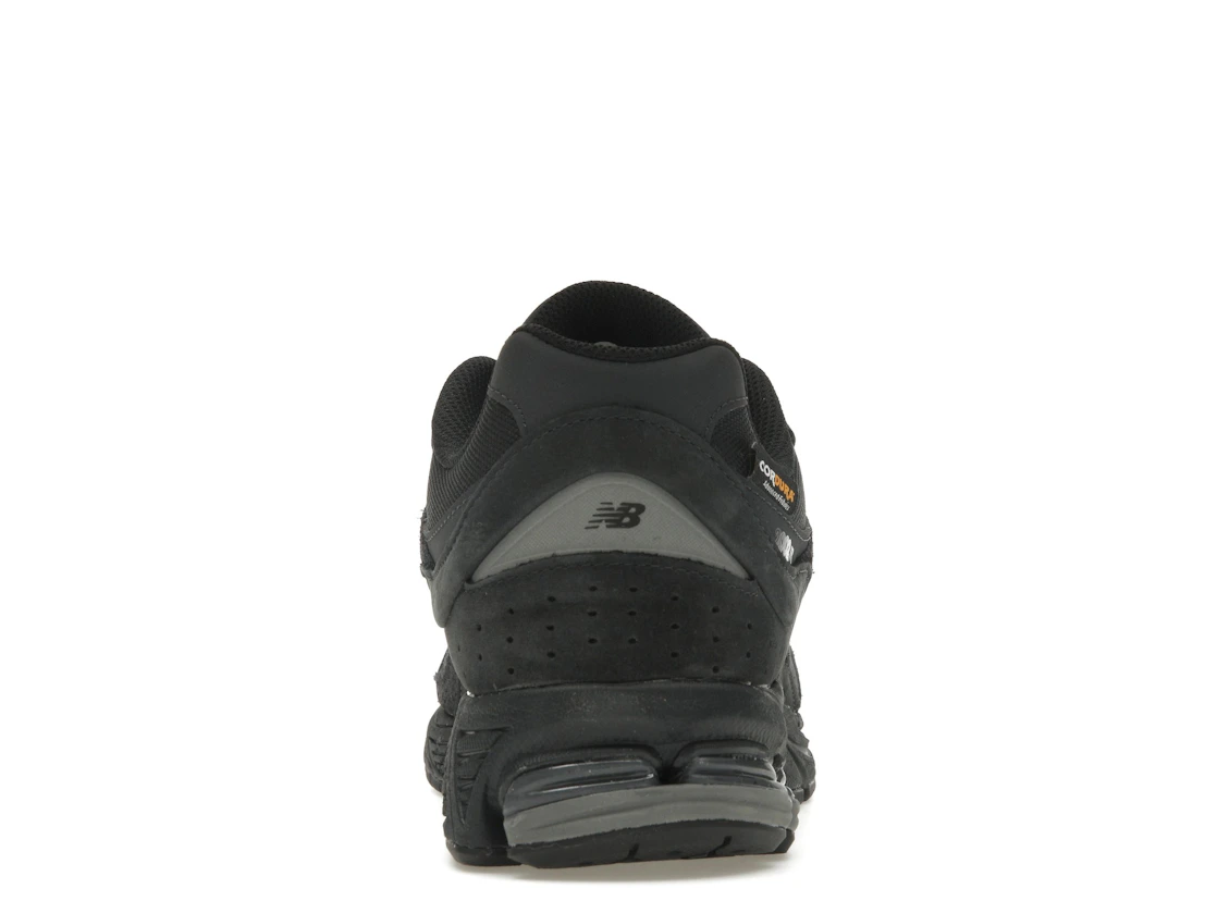 Vue 28 de New Balance 2002R Cordura Phantom Black