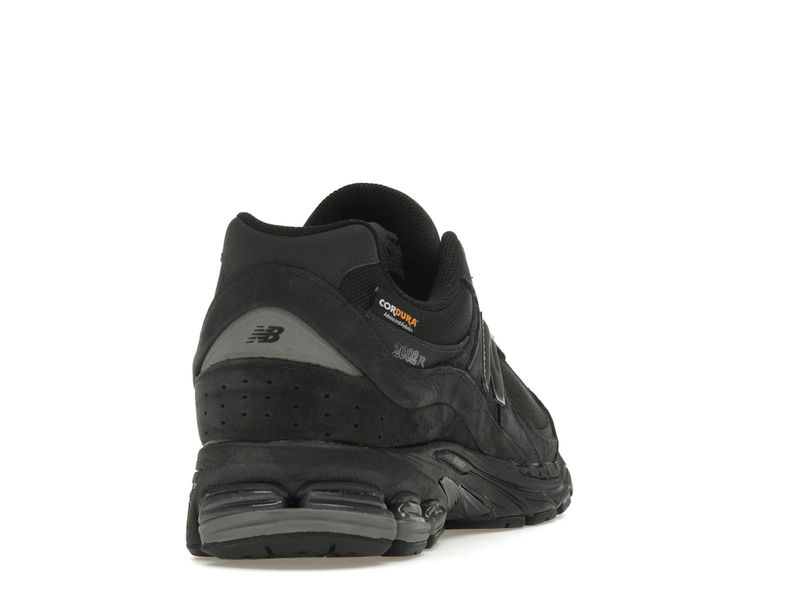 Vue 30 de New Balance 2002R Cordura Phantom Black
