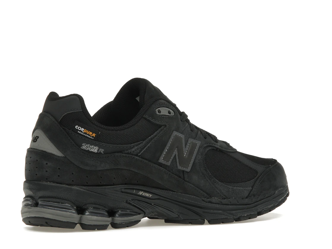 Vue 34 de New Balance 2002R Cordura Phantom Black
