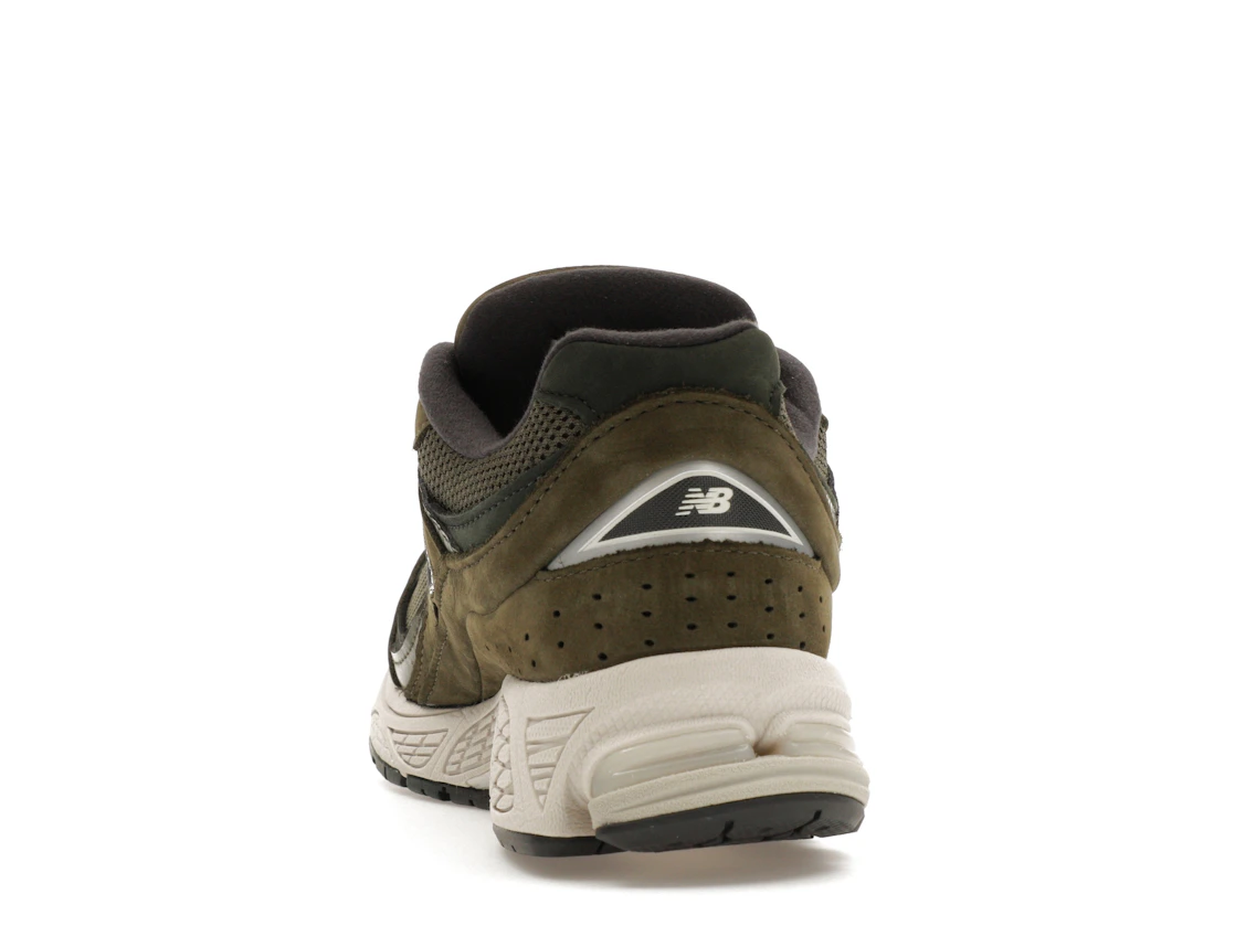 Vue 27 de New Balance 2002R Dark Olive