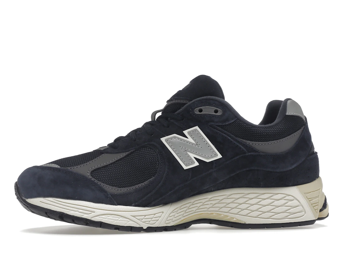 Vue 18 de New Balance 2002R Eclipse Navy