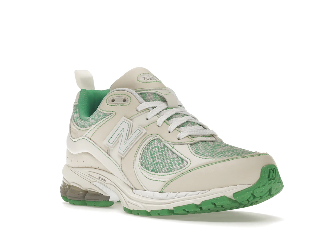 Vue 6 de New Balance 2002R GANNI Turtledove